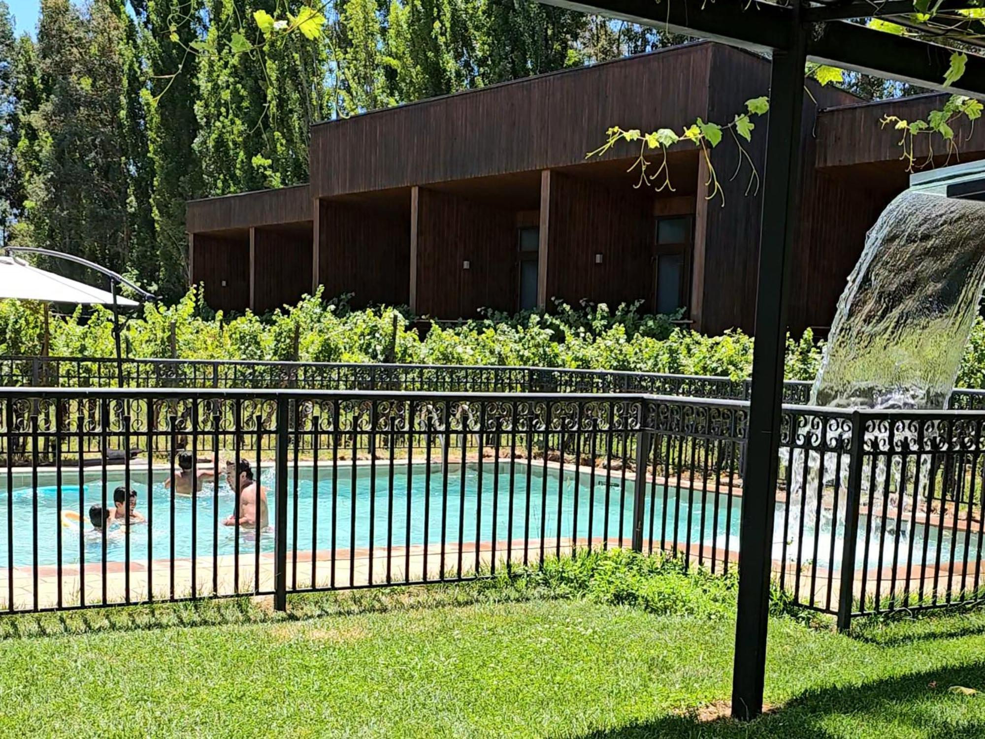 Hotel Parronales ซานตาครูซ ภายนอก รูปภาพ